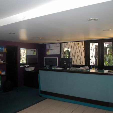 Hotel Suites Royal Tijuana Exteriör bild