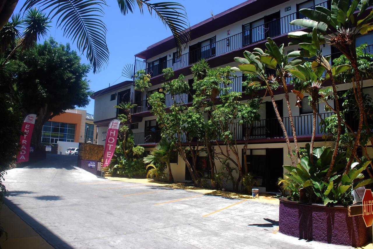 Hotel Suites Royal Tijuana Exteriör bild